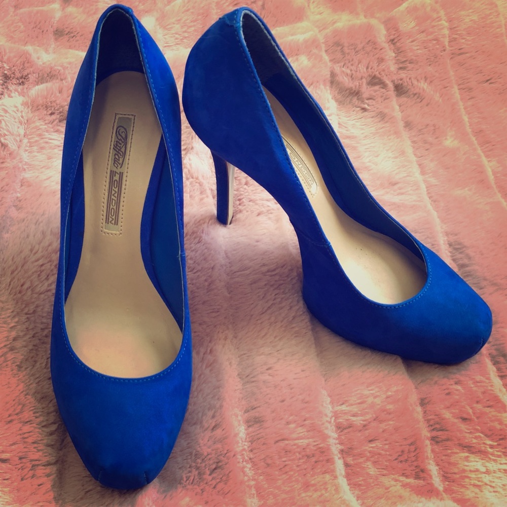 Buffalo London Plateau Heels size 39 (US 8/9).